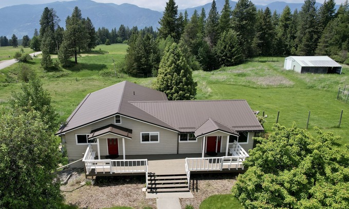 Bonners Ferry House | Secluded Farmhouse Retreat with Pool Minutes from Bonner's Ferry