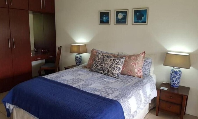 Bathurst Apartment | Pet-Friendly Haven with Breakfast & Kitchen Access