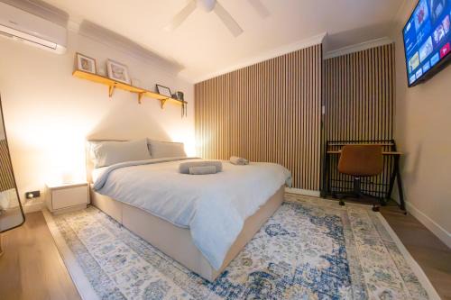 Shailer Park Apartment | Discover Alina's Peaceful Studio: Pet-Friendly Retreat