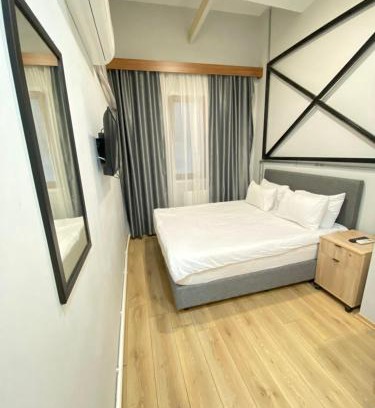Kadikoy Apartment | Serene Studio Retreat on Kadıköy Seaside, Pet Friendly