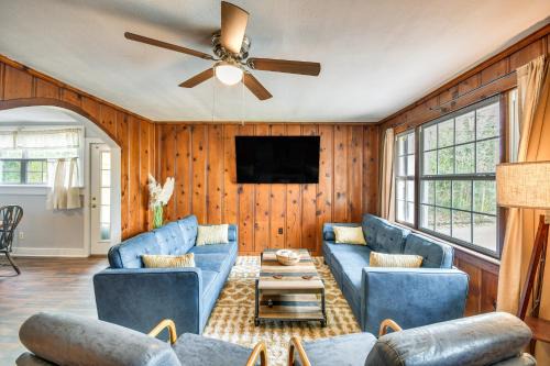 East Tallassee House | Serene Tallassee Cottage with 2 Acres of Nature