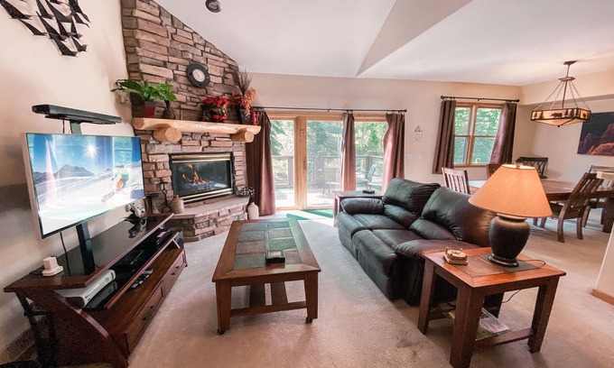 Keystone House | Seasonal Deals Await: Guest Rated 9.8 with Pool & Spa