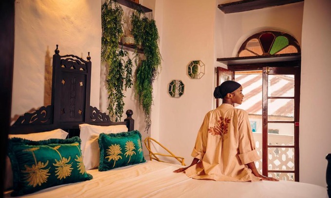 Stone Town Apartment | Relaxing Zanzibar Rooms at Tarawanda with Ocean Views