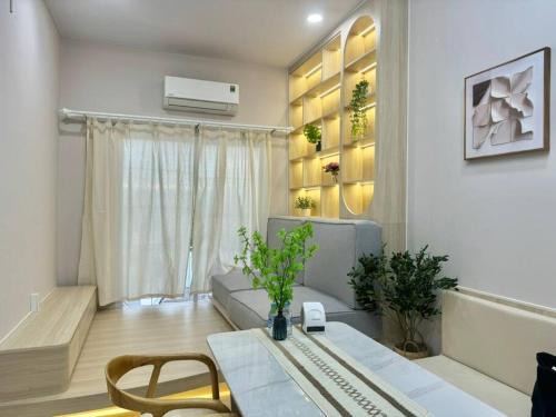 My Tho Apartment | Peach Peach Home