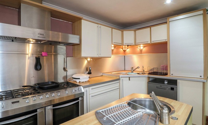 Newark Cottage | Peak House