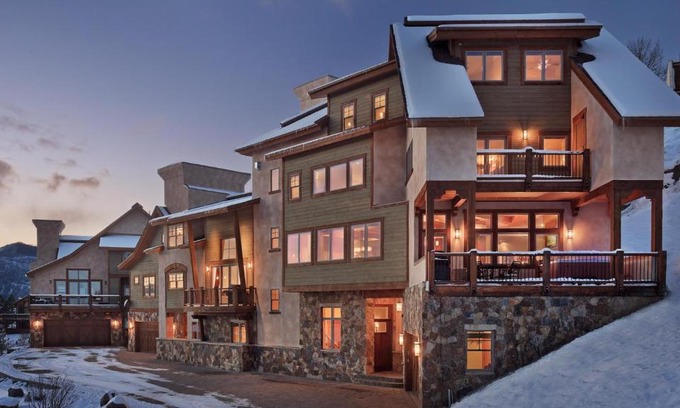 Steamboat Springs House | Discover Family-Friendly Comfort at Peaks Grande Hotel