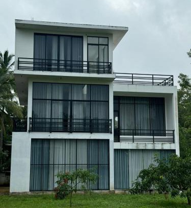 Nissankamallapura Villa | Pearl White Residency