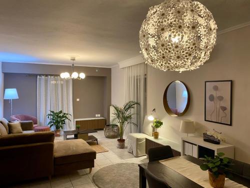 Karpenisi Apartment | Pearls luxury apartment in Thessaloniki