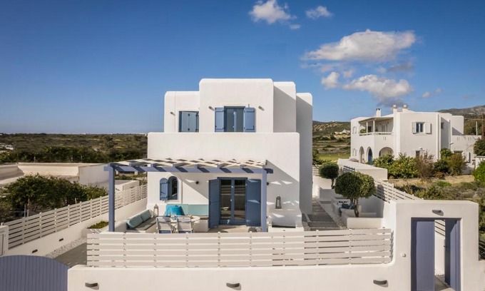 Aliki House | Pebble Summer House: Family-Friendly Oceanfront Escape