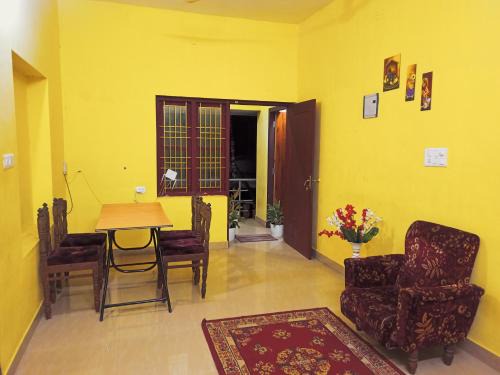 Kozhikode Apartment | Pet-Friendly Getaway at Pebbles - Rated 8.9/10 by Guests