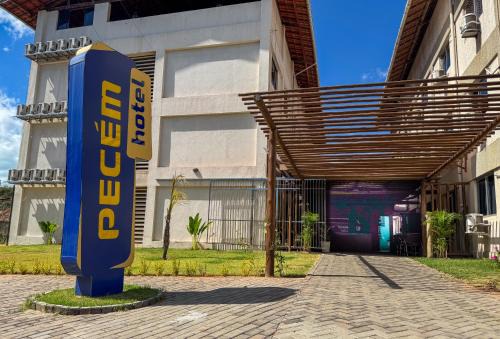 Pecém Hotel | Budget-Friendly Pousada Caminho do Porto with Pool & Breakfast