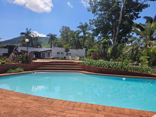 Louis Trichardt House | Idyllic Pecan Farm Guesthouse with Oceanfront Pool Access