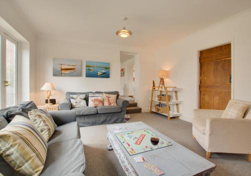 Ringstead House | Welcome to Peddars Rest: Family and Pet-Friendly Retreat