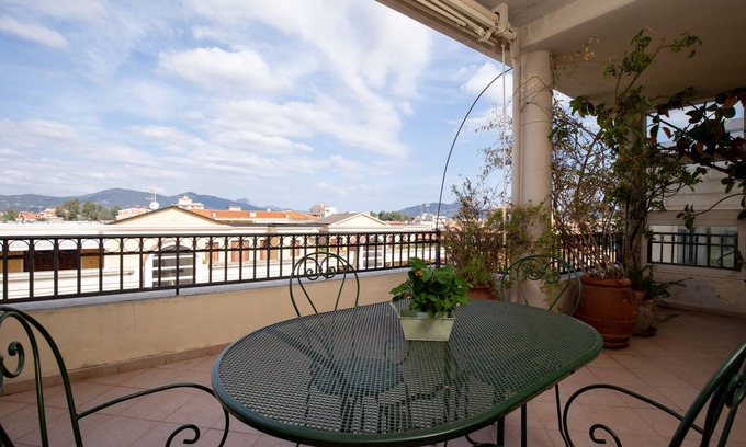 Olbia Apartment | Unforgettable Stay at Pedra Mendalza Apartment, 10/10 Rating