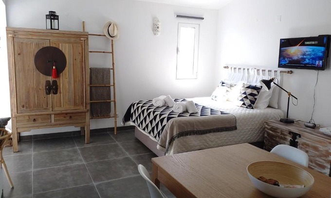 Santa Luzia Apartment | Experience Pedras D'el Rei: Oceanfront Loft with Pool