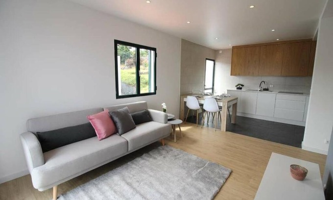 Estrela da Calheta Apartment | Child-Friendly Retreat: Pedreira Apartment with 9.1 Rating