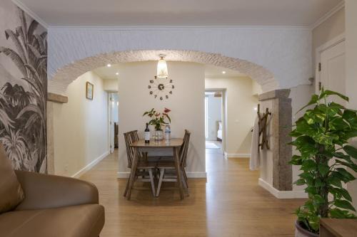 Merces Apartment | Family-Friendly Peixeira Studios and Apartments with Great Ratings