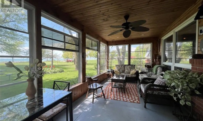 Kingsville House | Pelee Island Escape - Waterfront Views & Pet-Friendly Stay