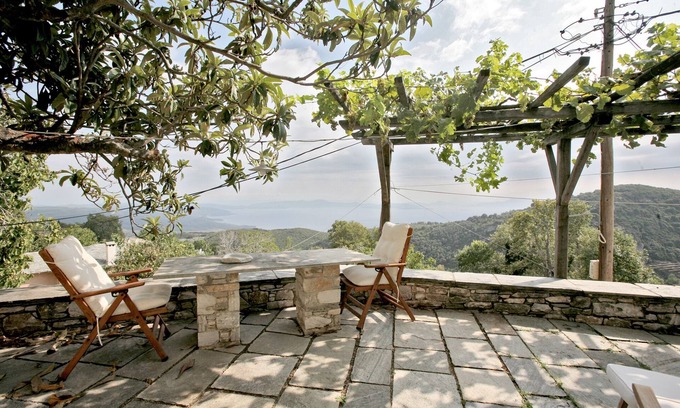 Vizitsa House | Top-Rated Pelion Belvedere - Family-Friendly Mansion Stay