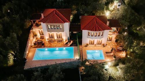South Pelion Villa | Experience Oceanfront Bliss at PELIONBLUE VILLAs
