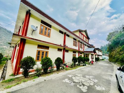 Dirang House | Exceptional Pema Dekey Monastic Guest House Experience