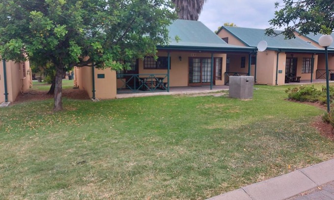 Bela-Bela Apartment | Family-Friendly Pendleberry Holiday Resort with Pool Access