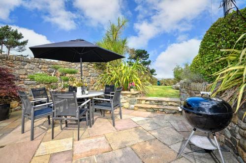 Bwlchtocyn House | Welcoming Pengarth Cottage: Ideal for Families and Pets