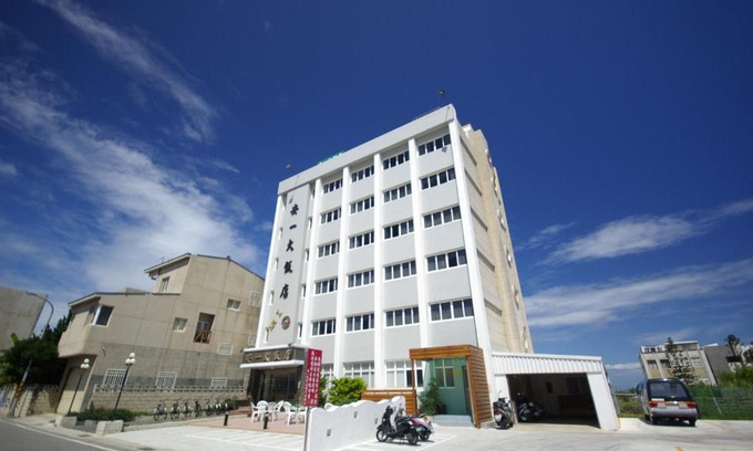 Magong Hotel | Oceanfront Bliss at Penghu An-I Hotel with Breakfast Included
