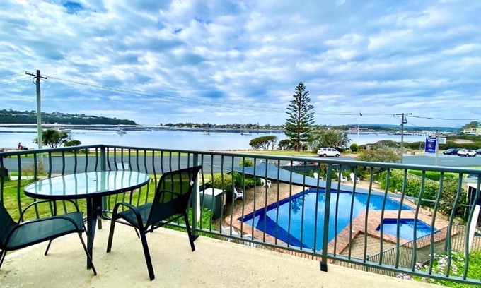 Merimbula Apartment | Explore Penguin Mews Merimbula: Pet-Friendly Retreat