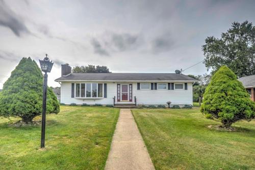 Parker House | Idyllic Pennsylvania Countryside Retreat with Family Amenities