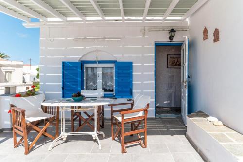 Artemonas House | Penny 's House