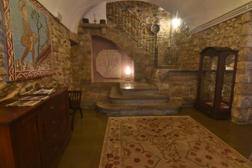 Barri Vell House | Family-Friendly Stay at Pensió Bellmirall - Rated 9.1/10
