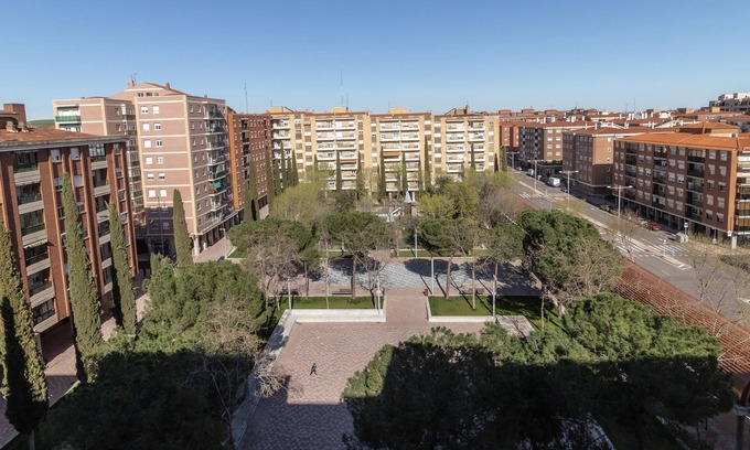 Garrido Norte House | Discover Pensión Isabel with Spa and Child-Friendly Amenities