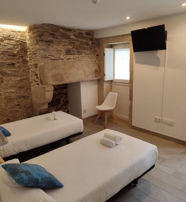 Santiago de Compostela House | Discover Hostal Boutique SP 55: Family-Friendly Retreat