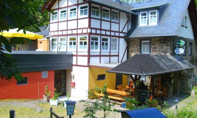 Niederfell House | Family-Friendly Pension & Apartments Linkemühle for Your Stay