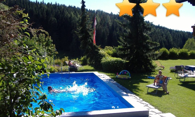 Radstadt Hotel | Delightful Pension - B&B Elisabeth with Pool & Breakfast