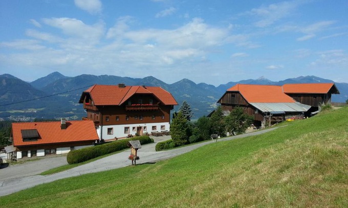 Fresach House | Pet-Friendly Stay at Pension Bauernhof Stanahof - 8.6 Rating