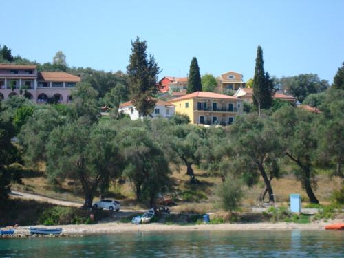 Notos House | Oceanfront Retreat at Pension Elena - Guest Rated 8.9/10