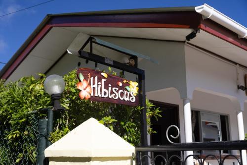 La Digue House | Pension Hibiscus