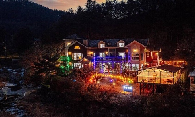 Gapyeong House | Cozy Pension Irum: Family-Friendly with Breakfast Included