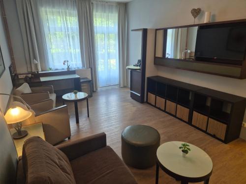 Cottbus House | Family-Friendly Markgrafenmühle Pension with Cozy Retreats
