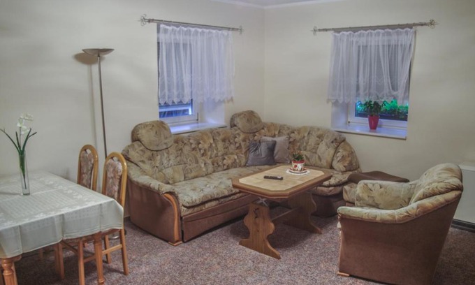 Grimma Apartment | Family-Friendly Stay at Pension Muldental Großbothen