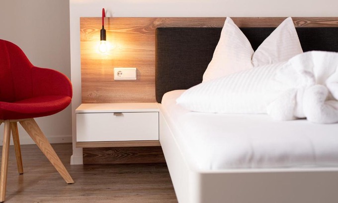 Silandro Bed & Breakfast | Discover Pension Pernthaler: Pet-Friendly Oceanfront Escape