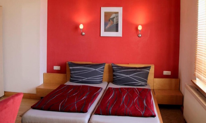 Weimar House | Family-Friendly Retreat at Pension Refugium überm Schwansee