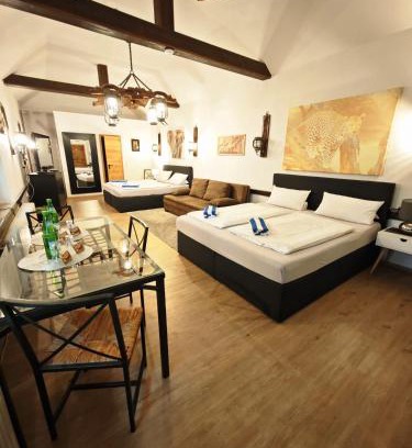 Hitdorf Hotel | Discover Pension Riverside: Family-Friendly in Leverkusen