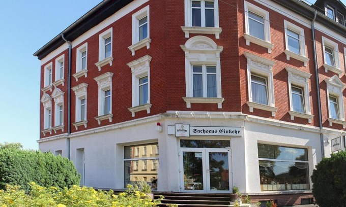 Bohlitz-Ehrenberg House | Cozy Pension Sachsens Einkehr with On-Site Restaurant