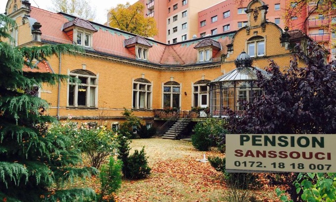 Potsdam House | Pet-Friendly Stay at Pension Sanssouci with Family Amenities