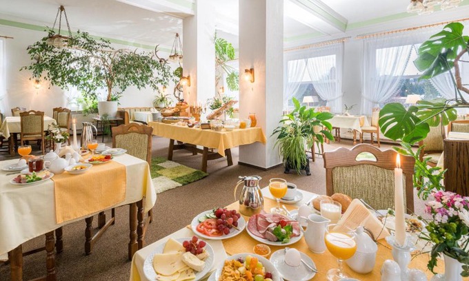 Schierke House | Cozy Pension Schmidt: Oceanfront Retreat with Hot Tub