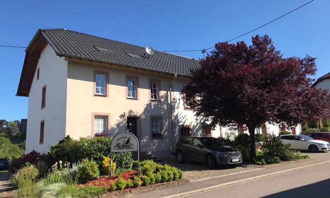 Serrig House | Oceanfront Retreat at Pension Schmitz - Rated 9.6/10!
