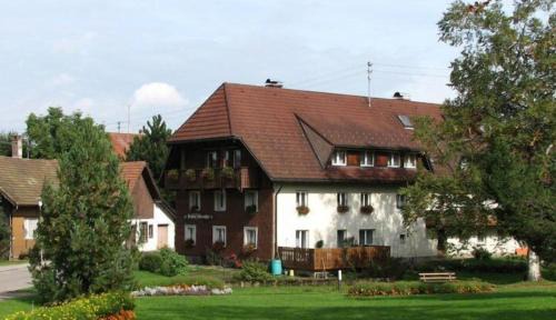 Uehlingen-Birkendorf House | Pet-Friendly Pension Silberdistel with Restaurant & Great Reviews